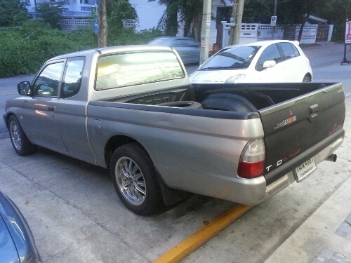 มิตซู 05 ค2.5 รถเดิม เครืองเสียง แม็ก