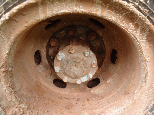 ขายด่วนรถสิบล้อหลงTDชีL5ุ668เครือง195แรงม้าปี40