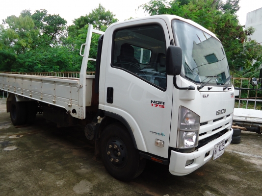 ขายรถ6ล้อNQRเครือง175แรง5.5เมตรวิ่งได้หมื่น8หลุดมัดจําปี56