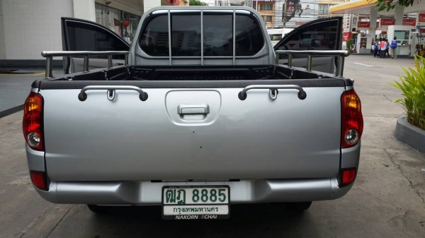 MITSUBISHI TRITON  กะบะตอนเดียว  ติด LPG วิ่งน้อย  40,000 โล