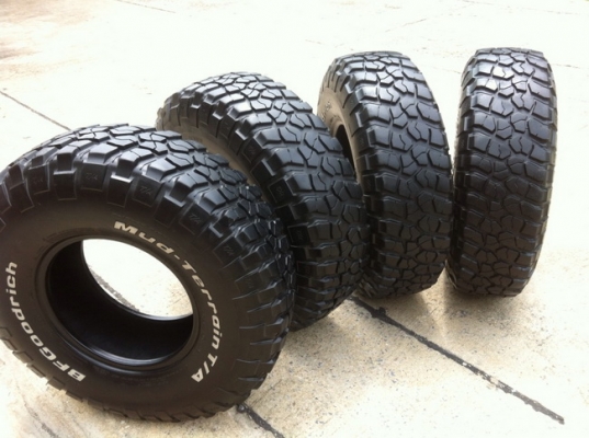 ขายยาง BF Goodrich Mud-terrain KM2 33 10.5 r15