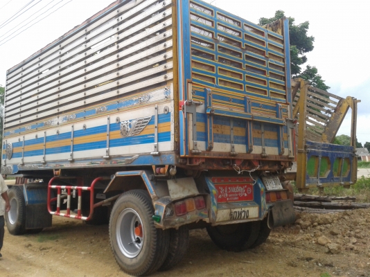 ต้องการขายรถ10ล้อดั้ม2เพลา isusu 270 แรงม้า uro1 ปี39 ราคา 1,450,000 เฉพาะตัวแม่ หลุดมัดจำ อยากขายมาก่อนได้ก่อนราคานี้ไม่มีอีกแล้ว