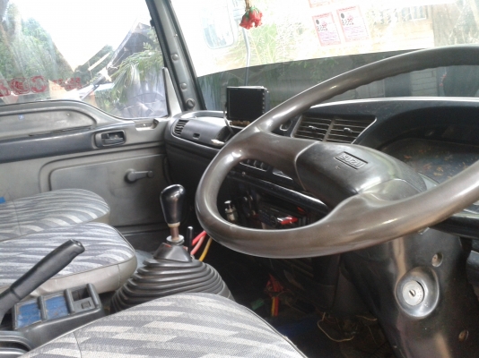 ต้องการขายรถ10ล้อดั้ม2เพลา isusu 270 แรงม้า uro1 ปี39 ราคา 1,450,000 เฉพาะตัวแม่ หลุดมัดจำ อยากขายมาก่อนได้ก่อนราคานี้ไม่มีอีกแล้ว