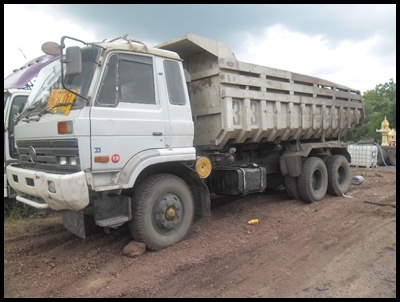 นิสสัน UD 430 กระบะท้องเรือ สภาพสวย