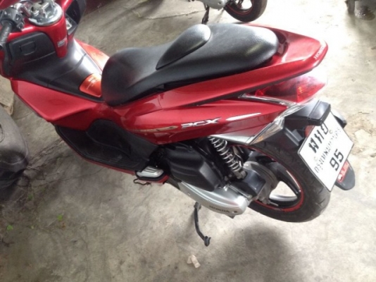 ขาย PCx 125 สีแดงดำ ปี 2554