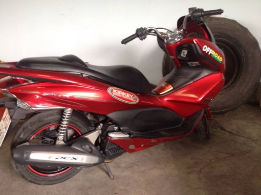 ขาย PCx 125 สีแดงดำ ปี 2554