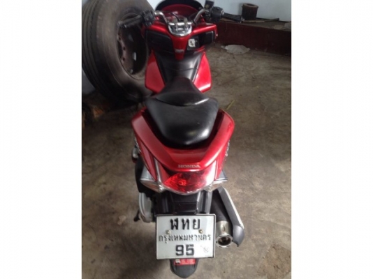 ขาย PCx 125 สีแดงดำ ปี 2554