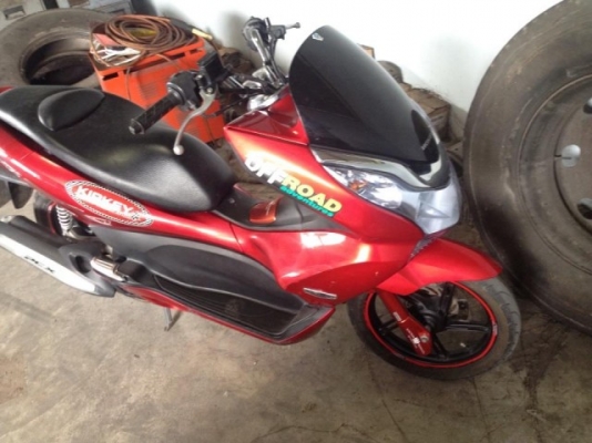 ขาย PCx 125 สีแดงดำ ปี 2554