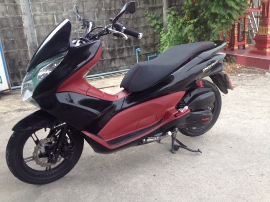 ขาย PCx 150 สีแดงดำ ปี 2555