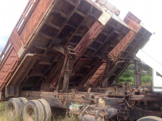 รถมิตซู 10 ล้อดั้ม  FN527M - TF  ( เปลื่ยนเครื่อง 6D17.  2 คัน. )  ,  ( มีขาย 3 คัน. )   สนใจติดต่อ  081 - 6079515