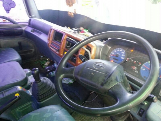 รถฮีโน่ 10 ล้อ หัวลาก 320 แรงม้า. ปี 48 สนใจติดต่อ 081 - 6079515 รถฮีโน่ 10 ล้อ หัวลาก 320 แรงม้า. ปี 48 สนใจติดต่อ 081 - 6079515