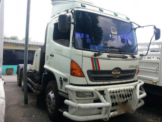 รถฮีโน่ 10 ล้อ หัวลาก 320 แรงม้า. ปี 48  สนใจติดต่อ 081 - 6079515