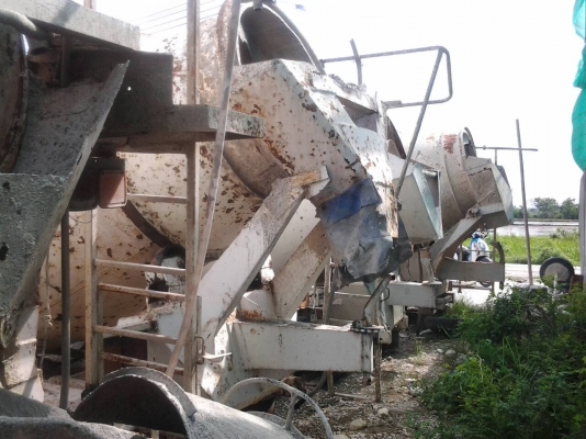 โม่ปูน 5คิว สวย มี4ลูก