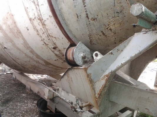 โม่ปูน 5คิว สวย มี4ลูก