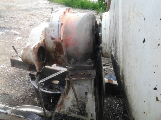 โม่ปูน 5คิว สวย มี4ลูก