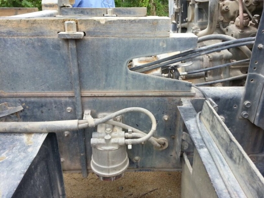 รถอีซูซุ 10 ล้อดั้ม 270 แรงม้า. ปี 47  ( ปลายปี. )  สนใจติดต่อ  081 - 6079515