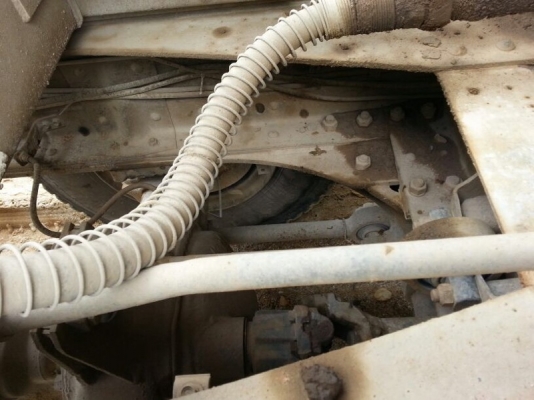 รถอีซูซุ 10 ล้อดั้ม 270 แรงม้า. ปี 47  ( ปลายปี. )  สนใจติดต่อ  081 - 6079515