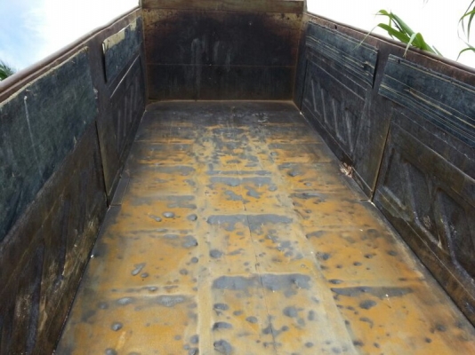 รถอีซูซุ 10 ล้อดั้ม 270 แรงม้า. ปี 47  ( ปลายปี. )  สนใจติดต่อ  081 - 6079515