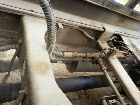 รถอีซูซุ 10 ล้อดั้ม 270 แรงม้า. ปี 47  ( ปลายปี. )  สนใจติดต่อ  081 - 6079515