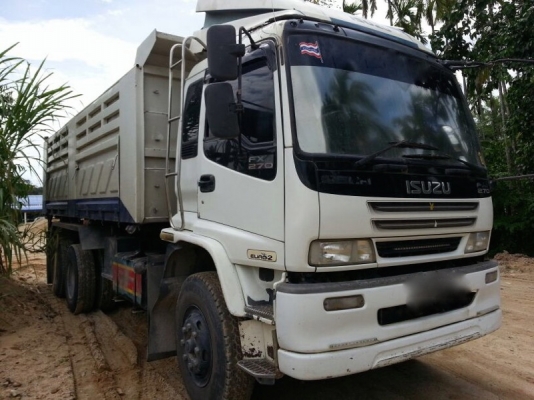 รถอีซูซุ 10 ล้อดั้ม 270 แรงม้า. ปี 47  ( ปลายปี. )  สนใจติดต่อ  081 - 6079515