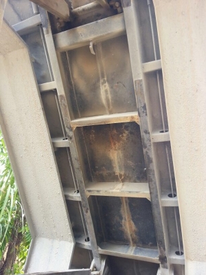 รถอีซูซุ 10 ล้อดั้ม 270 แรงม้า. ปี 47  ( ปลายปี. )  สนใจติดต่อ  081 - 6079515