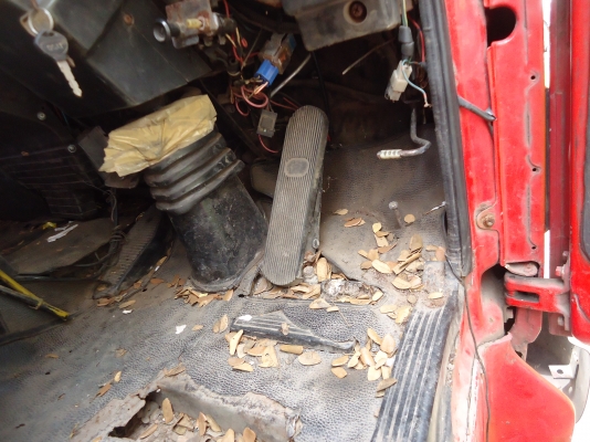 ขายด่วนรถสิบล้อร็อคกี้เล็กวางเครือง240แรงม้าโบอินเตอ