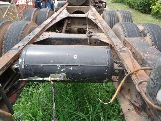 ขายด่วนรถสิบล้อร็อคกี้เล็กวางเครือง240แรงม้าโบอินเตอ