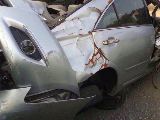 นิวส์คัมรี่  ปี 07 โอนลอย  เครื่อง2000  เครื่องเกียรไม่เสียหาย หรือเเยกขายอะไหลได้ทุกชิ้น ยังมีอีกหลายรุ่น