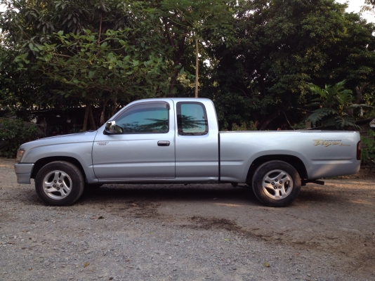 TOYOTA HILUX TIGER 3.0 SGL TOYOTA HILUX TIGER 3.0 SGL