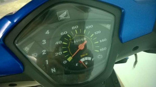 Wave2011 รถบ้านแท้ๆ สภาพสวยใสไม่ล้มไม่ชน ขายถูกๆ ต่อรองได้ โอนฟรี