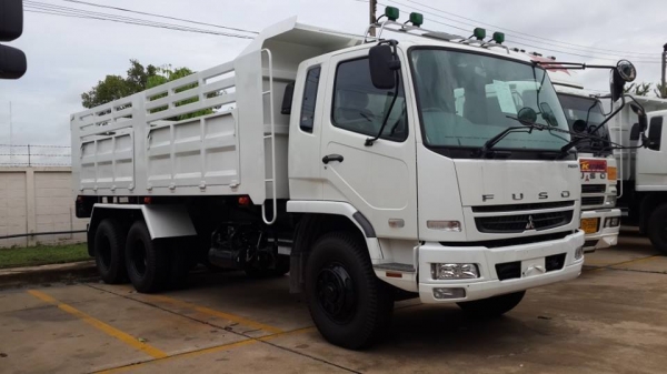 ขายฟูโซ่ 240 แรงม้า 10เกียร์ พร้อมดั๊มพ์(ราคาพิเศษ)