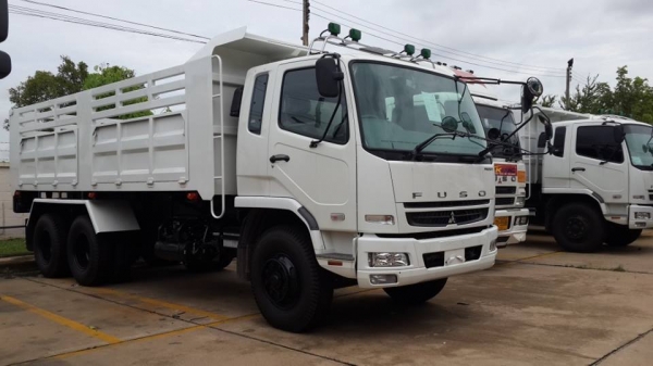 ขายฟูโซ่ 240 แรงม้า 10เกียร์ พร้อมดั๊มพ์(ราคาพิเศษ)