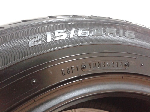 ยาง,215-60-16 DUNLOP LM704 สภาพสวยปี13แก่ๆหนึ่งคู่ 1,900