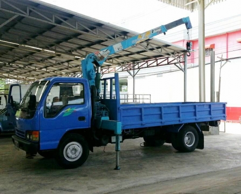 ขายรถเครน รถห้างแท้ ในไทย อีซูซุ NPRเครื่อง 4 HF 120 แรง พร้อมใช้งาน เครน 3 ตัน 2 ชัก 3 ปรอก รับนายหน้าพาลูกค้ามาซื้อมีค่าแนะนำให้ 5000-20,000 และพ่อค้าที่จะซื้อไปตัด โทรมาคุยราคาได้นะคะ