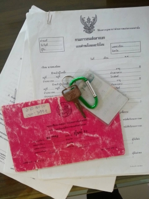 ขายรถเครน รถห้างแท้ ในไทย อีซูซุ NPRเครื่อง 4 HF 120 แรง พร้อมใช้งาน เครน 3 ตัน 2 ชัก 3 ปรอก รับนายหน้าพาลูกค้ามาซื้อมีค่าแนะนำให้ 5000-20,000 และพ่อค้าที่จะซื้อไปตัด โทรมาคุยราคาได้นะคะ