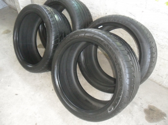 ยาง DUNLOP 295/35R21 ปี10 สวยๆ 4 เส้น ราคา 8500 บาท