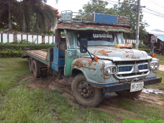 ขาย 10 ล้อเทเลอร์แบคโครหางลาก 200 ช่วงล่างหลง