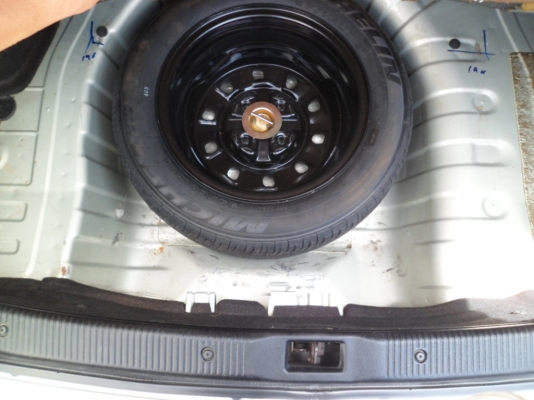 ขายรถนิสสัน ซันนี นีโอ ปี2001และมีสินค้าอื่นๆอีก