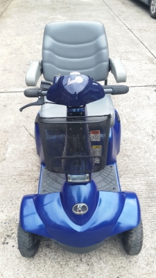 ขายรถไฟฟ้า 4 ล้อ KUBOTA สำหรับคนแก่หรือคนพิการ เพิ่งมาจากญี่ปุ่น