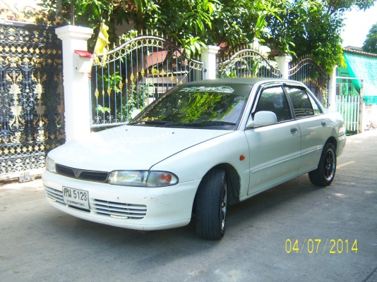 E-CAR ปี 94 แก๊ส+น้ำมัน เครื่องหัวฉีด แอร์เย็น ประกันชั้น3