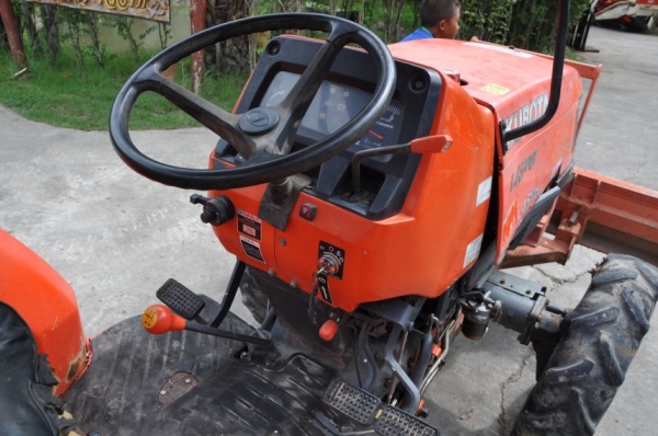 ขาย KUBOTA L4508 4WD ขับ4ล้อ แรงสะใจอุปกรณ์ครบทำงานสมบูรณ์ทุกระบบ 249,000 เท่านั้น!!