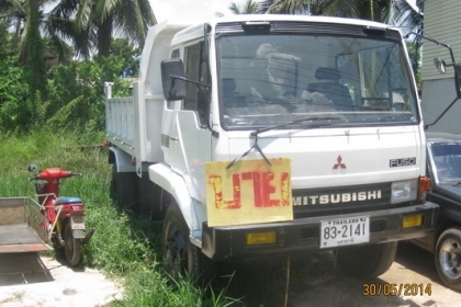 ขายหกล้อดั้มพ์ mitsu 160 แรง กระบะดั้มพ์ 3.8 m พร้อมใช้ โทร 088-4501277