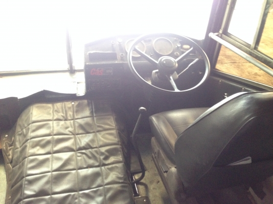 ขายรถ มินิบัส ราคาสองแสนกว่าบาทคับ