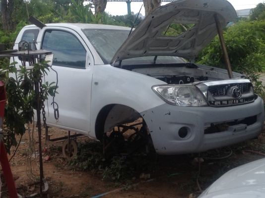 หัวเก๋ง วีโก้ สมาร์ทแค็ป ปี 11 สีขาว พร้อมใช้ ราคาคุยกันได้ โดย หมวดมินทร์ 091 7164282