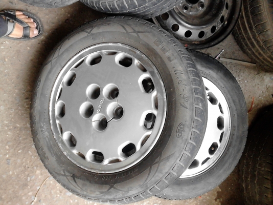 ขายแม๊ก 4 ล้อ พร้อมยาง 185/65R14  MAXXIS ขาย 4 ล้อ  TEL.081-427-3941