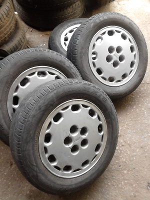 ขายแม๊ก 4 ล้อ พร้อมยาง 185/65R14  MAXXIS ขาย 4 ล้อ  TEL.081-427-3941