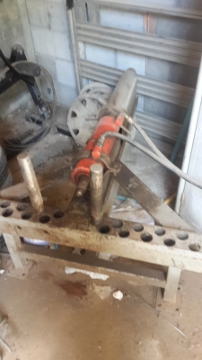 เครื่องดัดเหล็กไฮโดรลิคของฮอลแลนด์