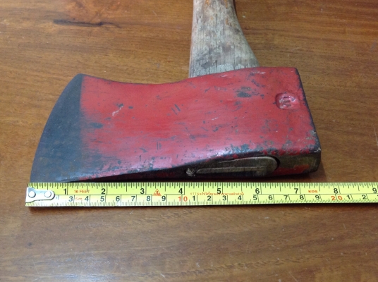 ขายขวานใหญ่ๆ Vintage Fairmont Hatchet Axe เก่าเก็บ
