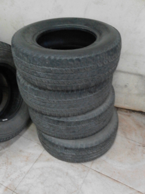 225/70R15 BF goodrich long trail T/A มีชุด 4 เส้น TEL.081-427-3941 225/70R15 BF goodrich long trail T/A มีชุด 4 เส้น TEL.081-427-3941