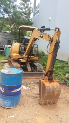 แบคโฮโคมัสซสิ